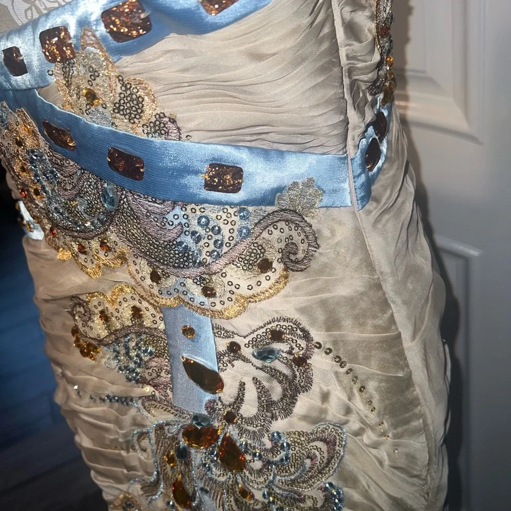 MUSANI GOLD COUTURE Evening Prom Dress Gown - Picture 12 of 14